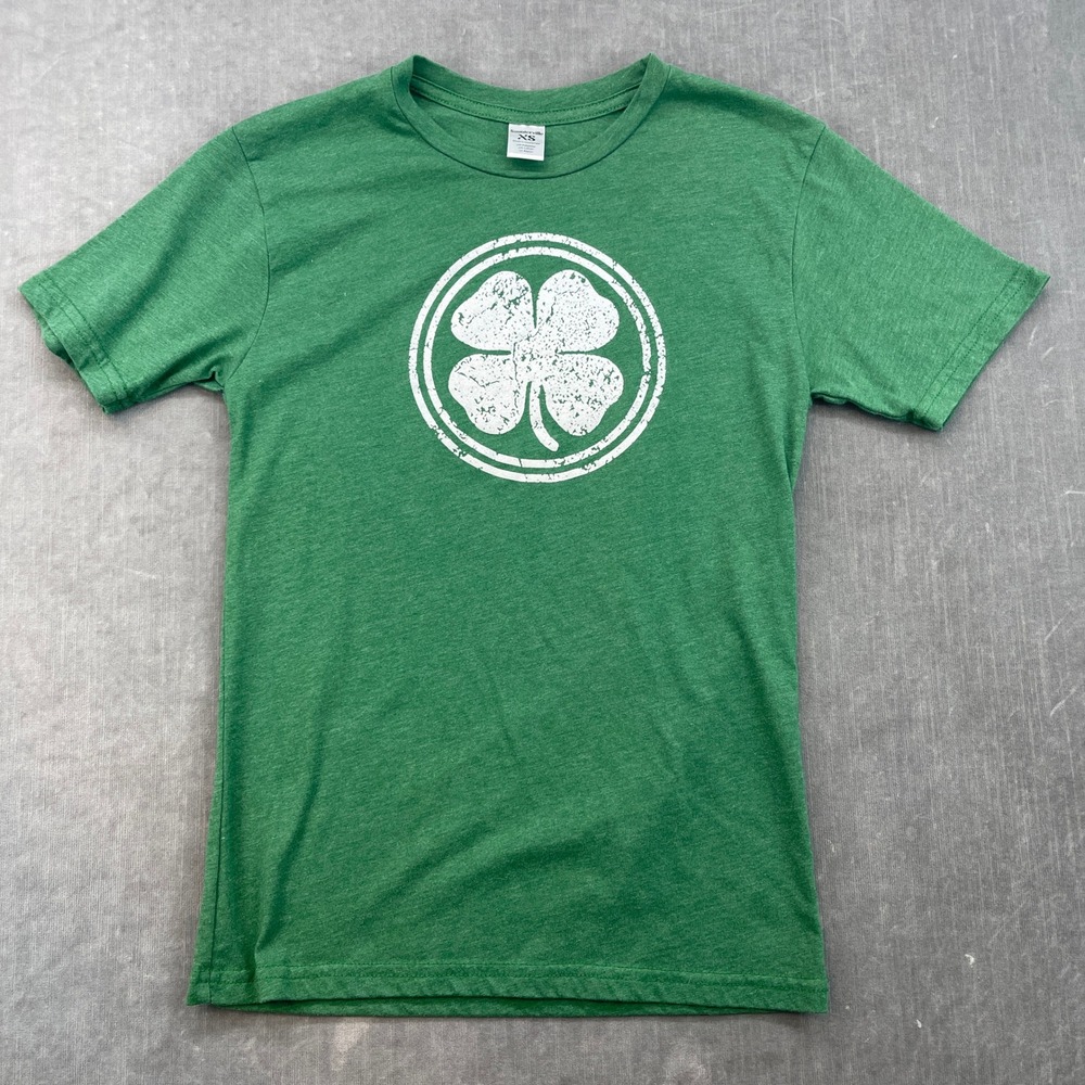 St Patty's Irish Four Leaf Clover Womens XS Green Heathered Graphic‎ T-Shirt